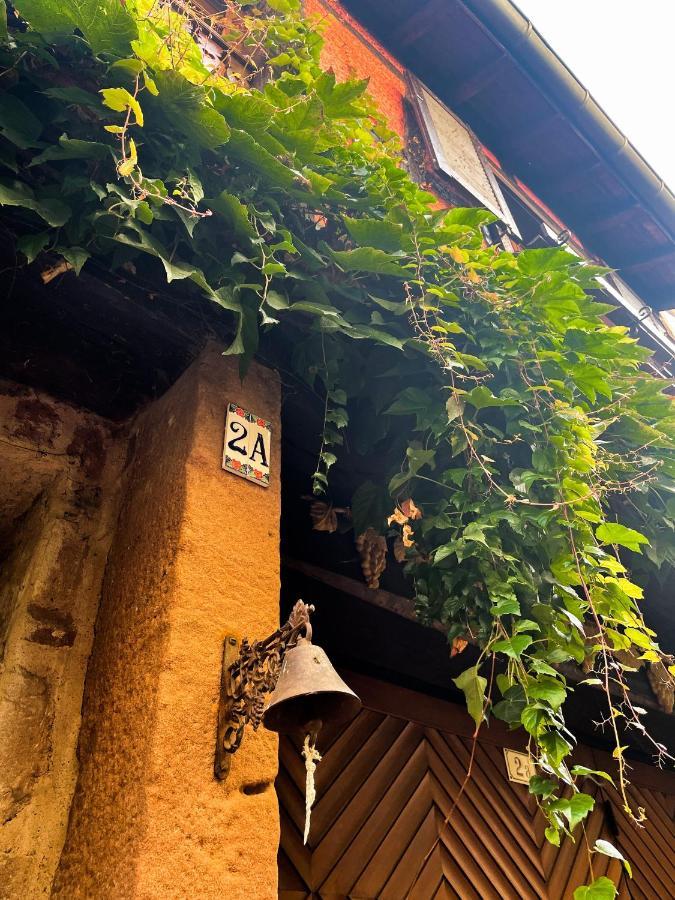 La Maison Rouge Au Coeur De La Ville. Riquewihr Exterior foto